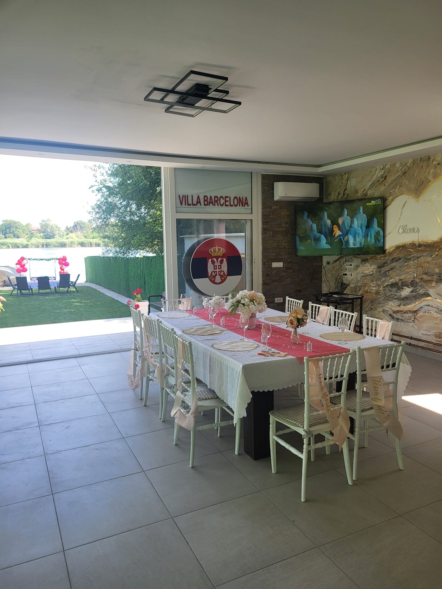 Sala za proslave sa pogledom na Tisu